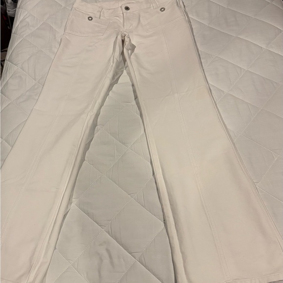 **** New Jennifer Lopez White Jeans, Size 7 - Picture 5 of 7